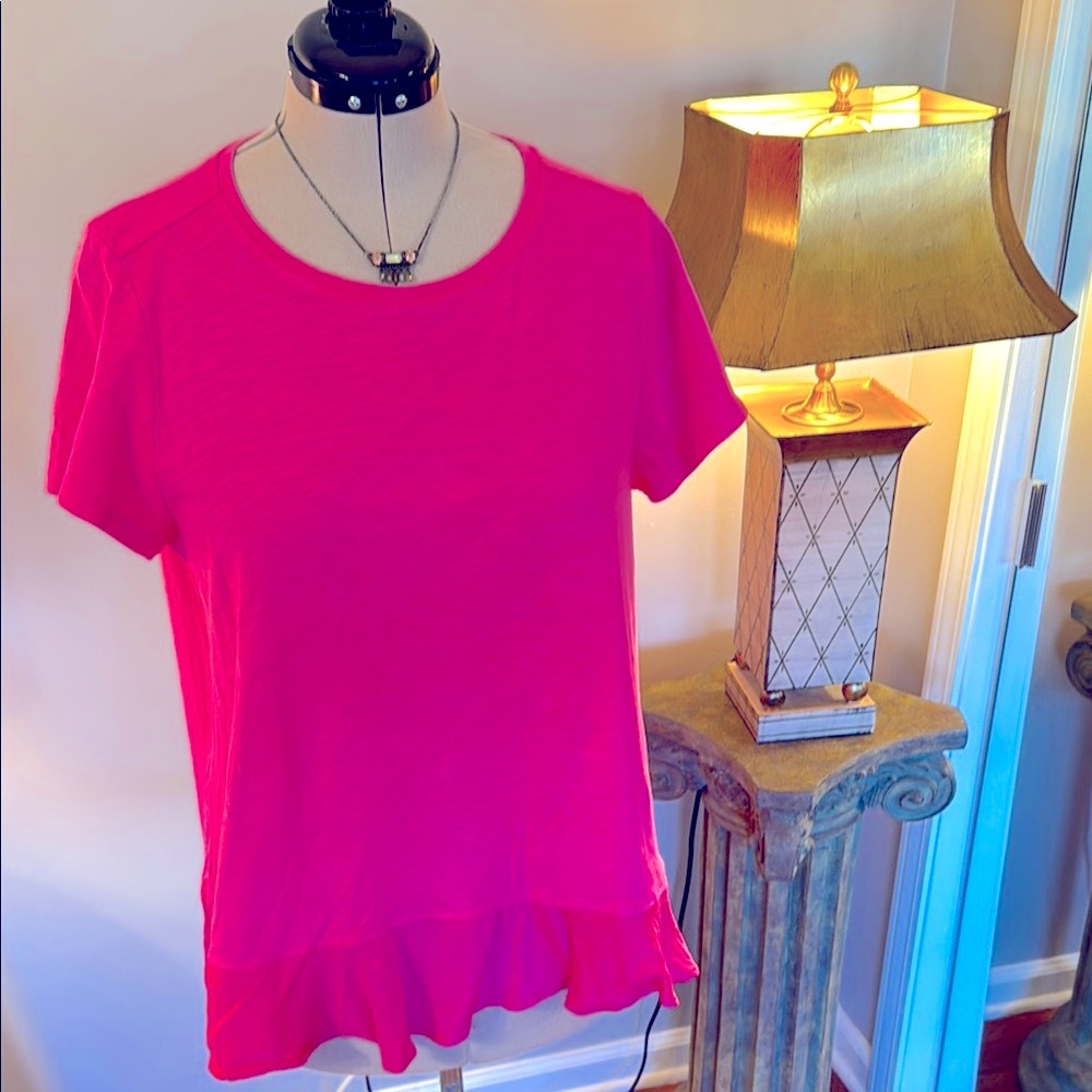 VINCE CAMUTO Pink Top With Fun Ruffled Hem